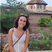 Biotecnóloga con Máster en Educación. Nivel de inglés alto (C1). Disponible para clases a Secundaria y Bachillerato